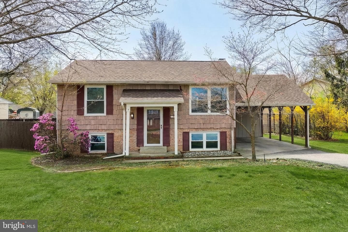 31 E Lake View Drive photo 3