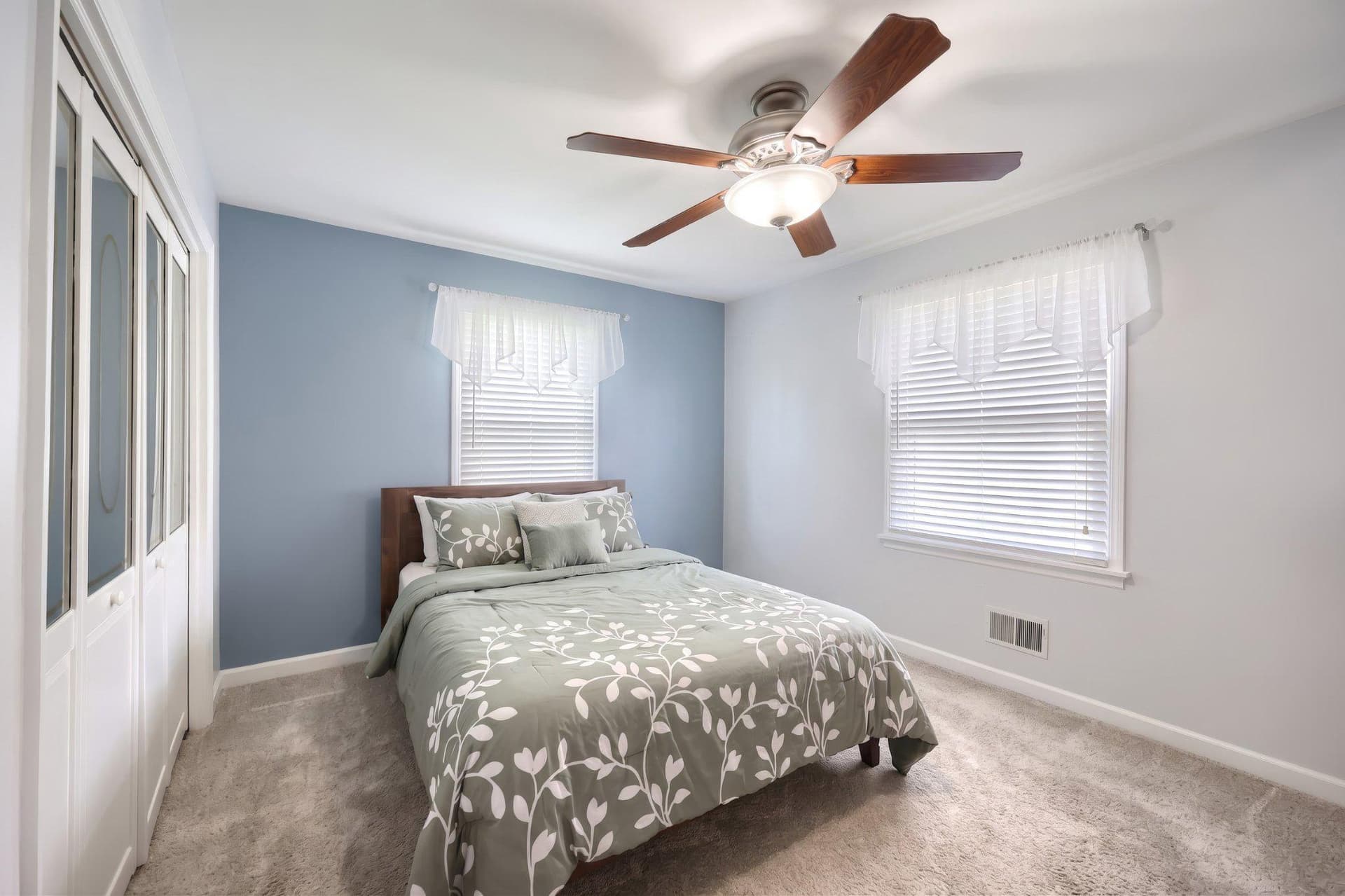 410 Diller Road photo 24