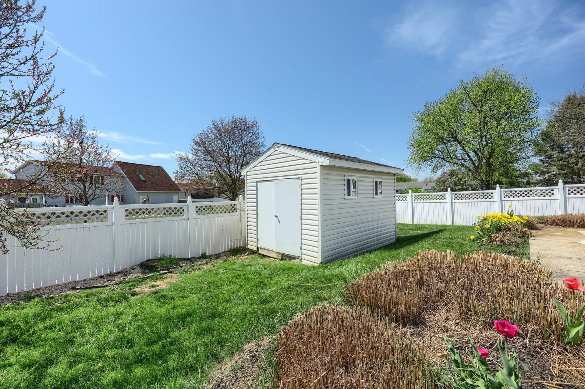 410 Diller Road photo 9