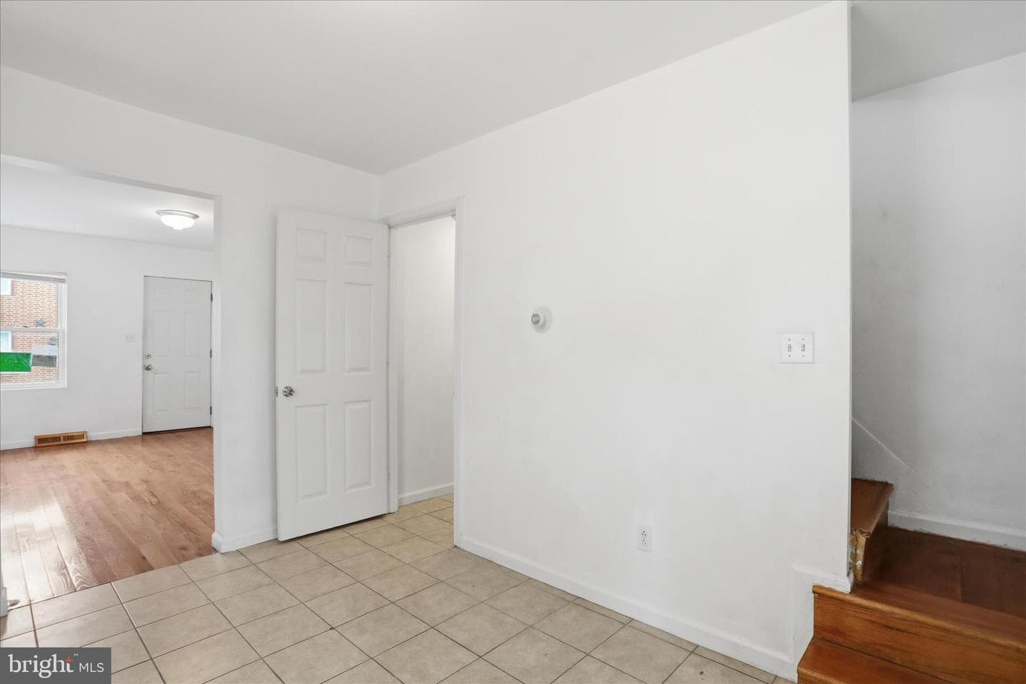 244 S Washington Street photo 10