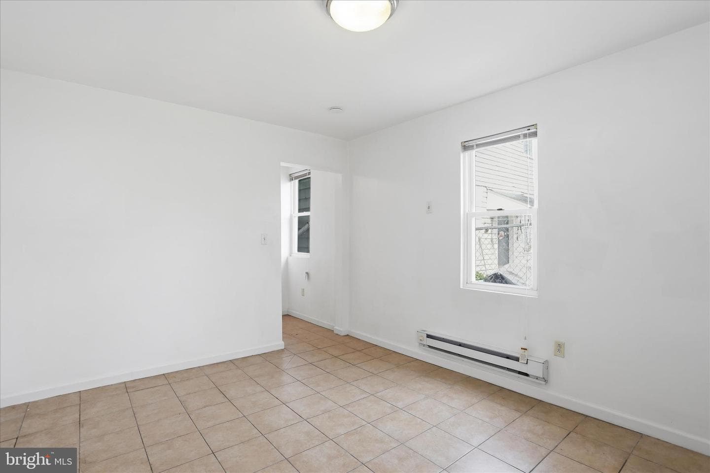 244 S Washington Street photo 20