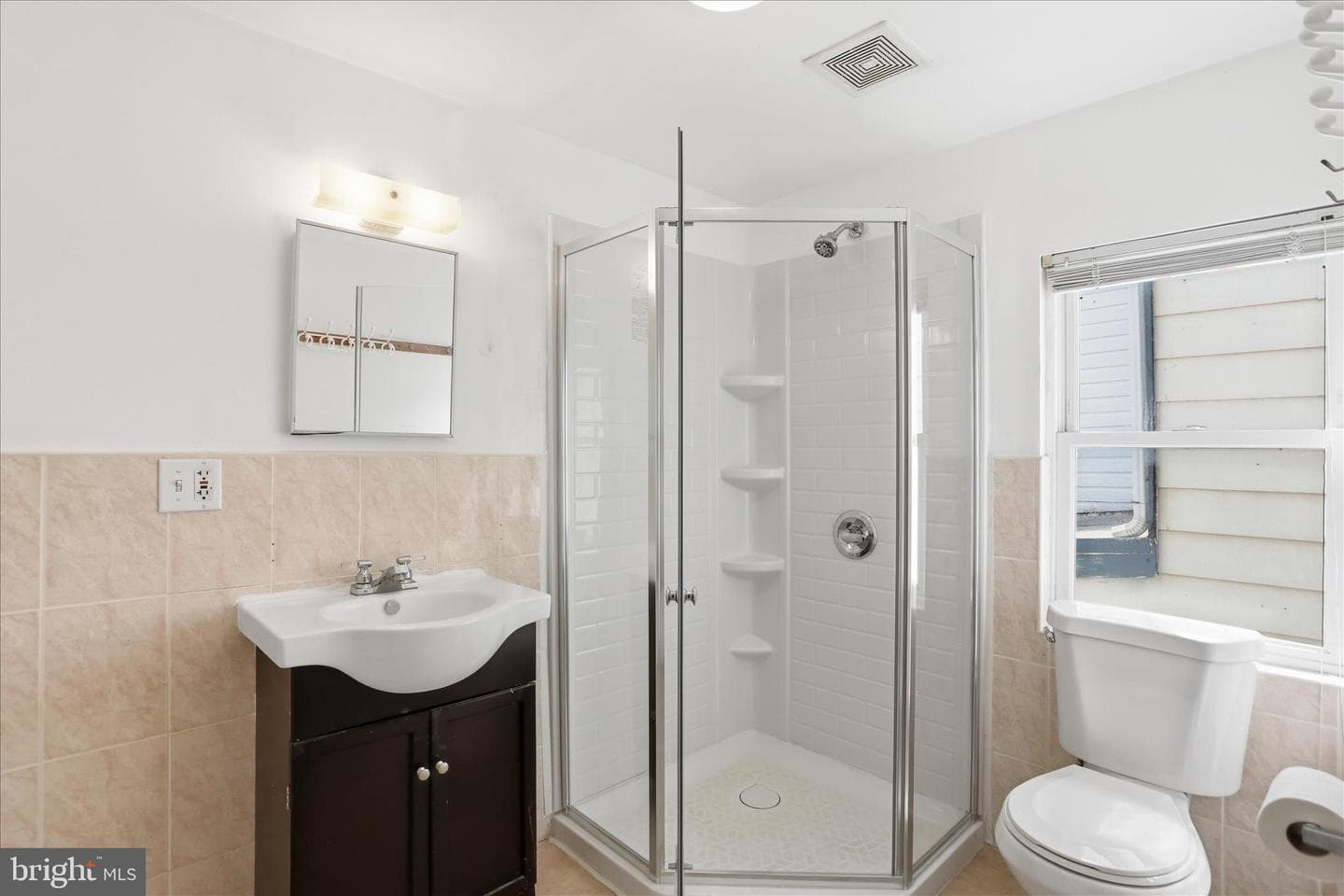 244 S Washington Street photo 28
