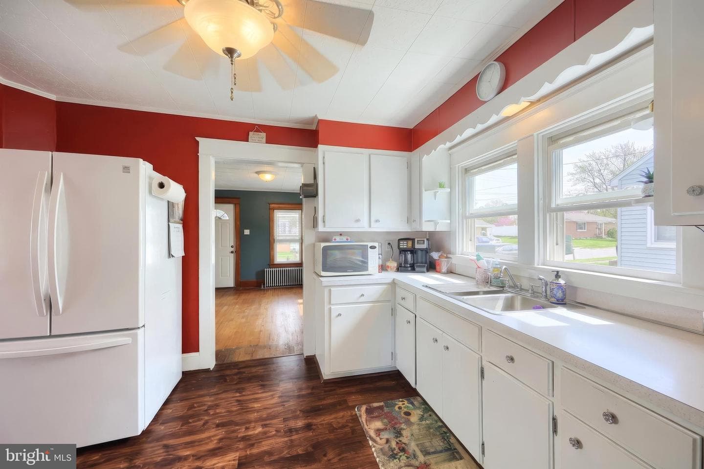 54 Patrick Avenue photo 10