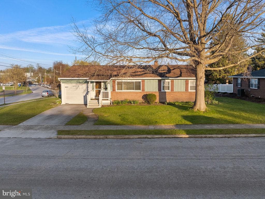 606 Fairview Avenue photo 7