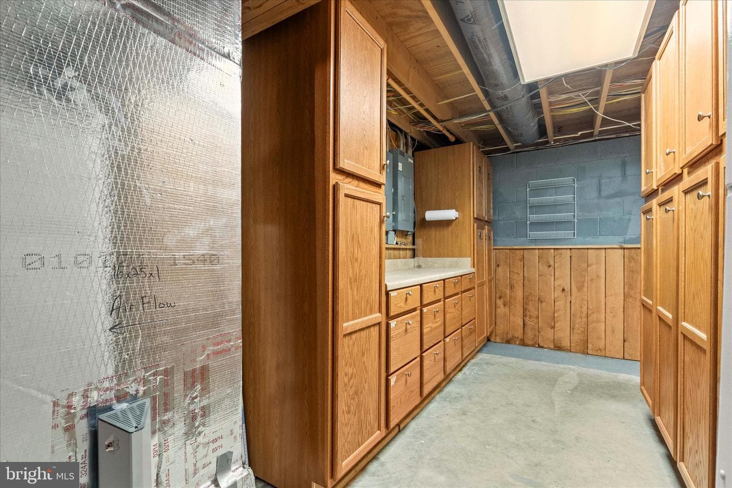 166 Woodview Road photo 54