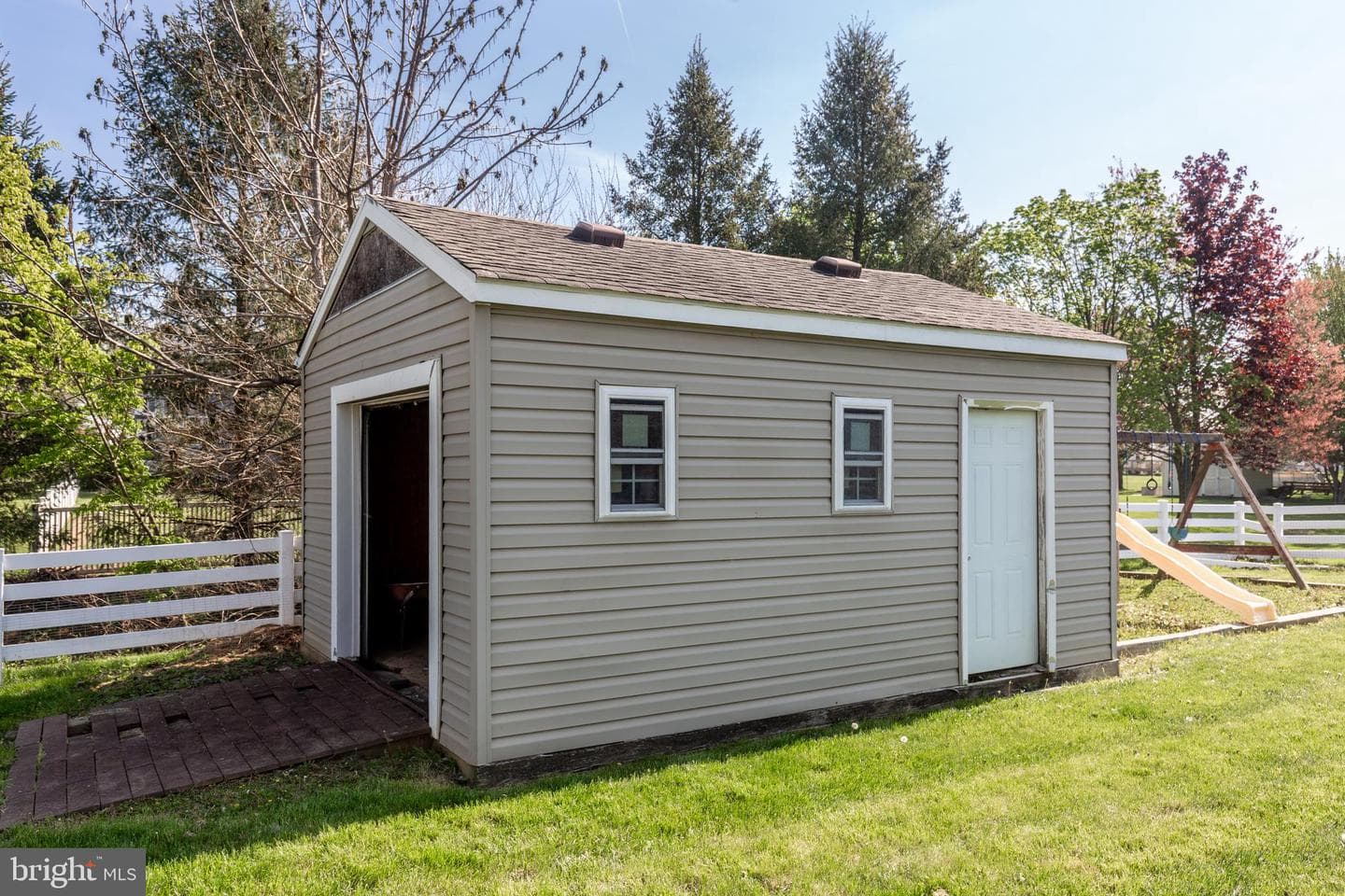 41 Wheaton Drive photo 48