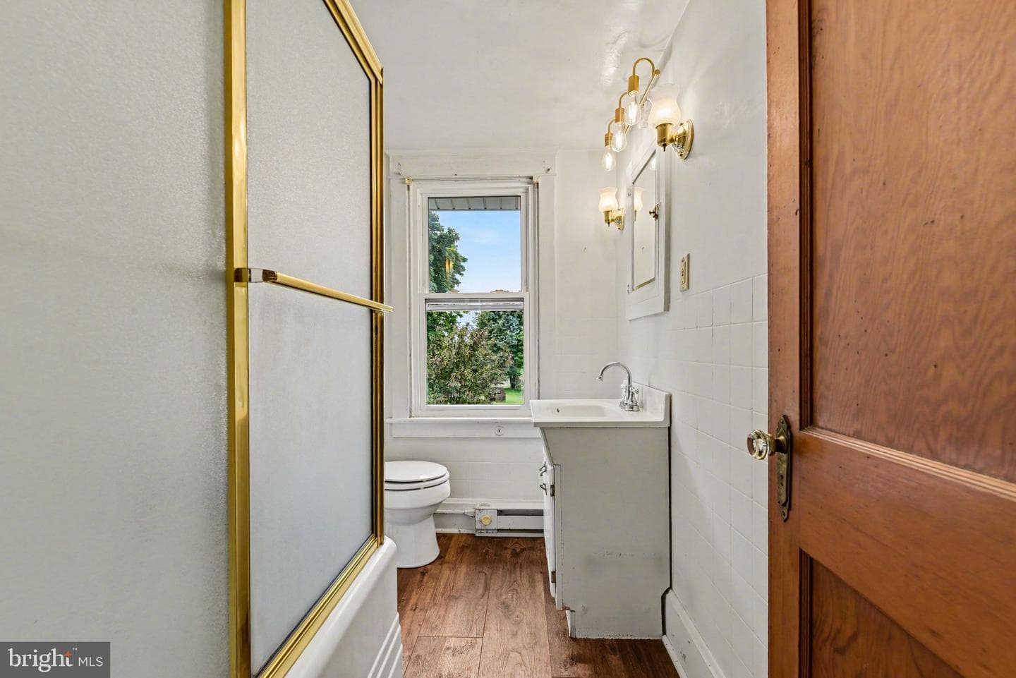 186 W York Street photo 22