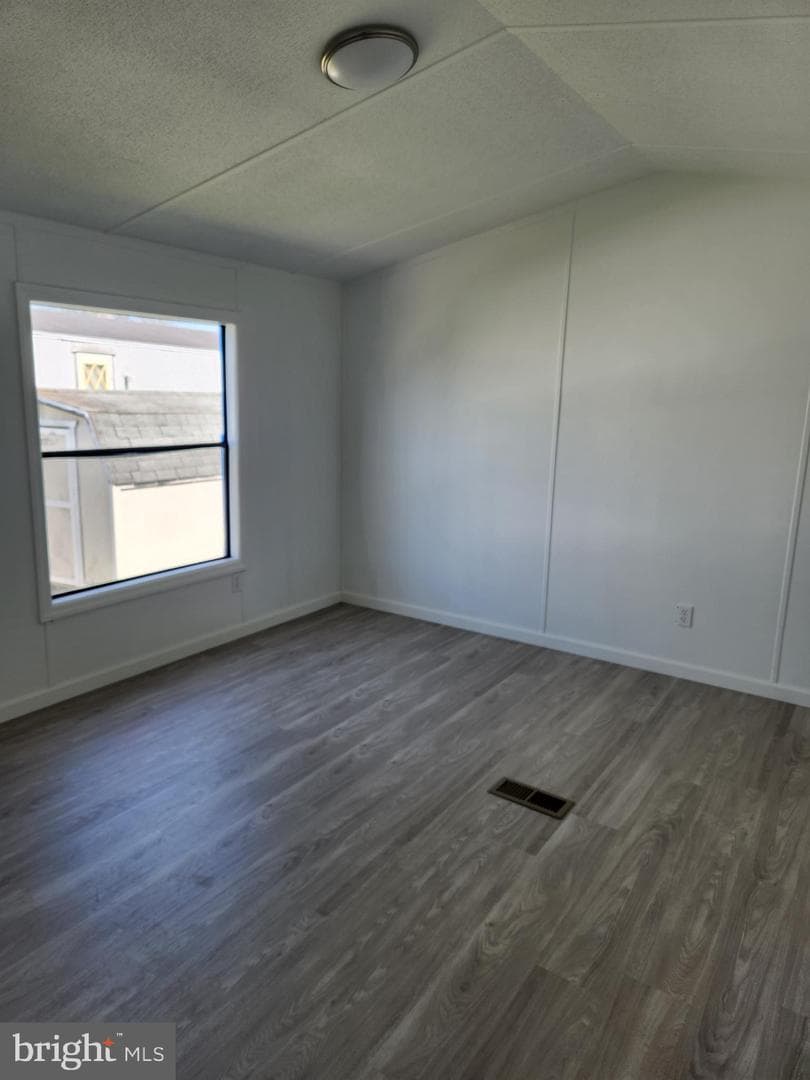 370 Pegram Street photo 6