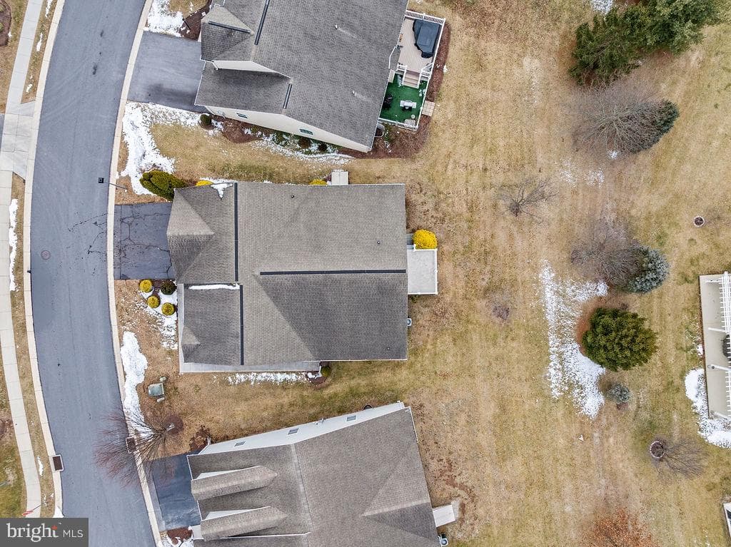 5 Winding Drive photo 40
