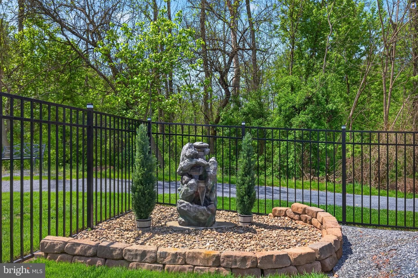 124 Lobell Road photo 32