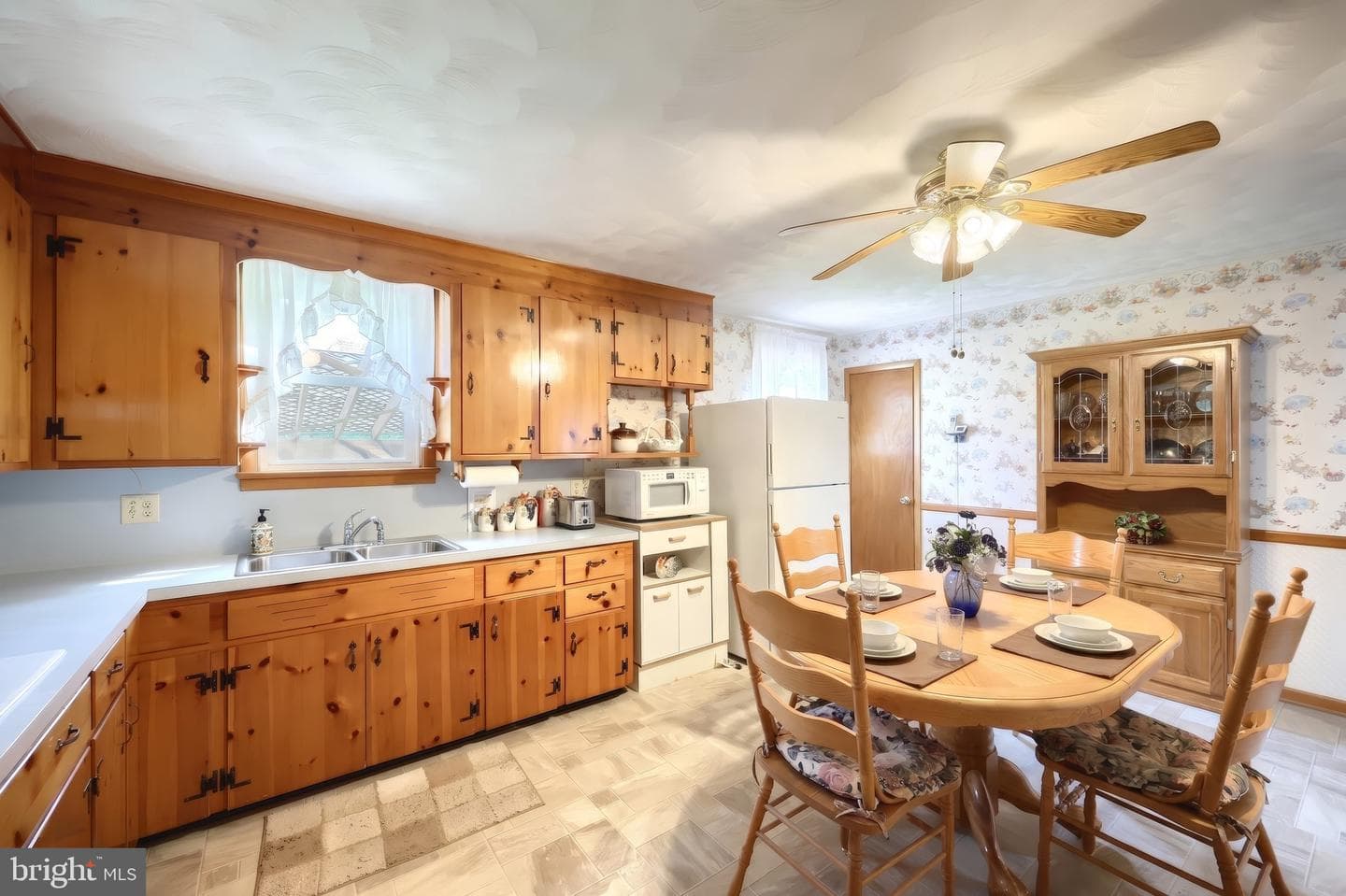 60 Meadow Lane photo 13