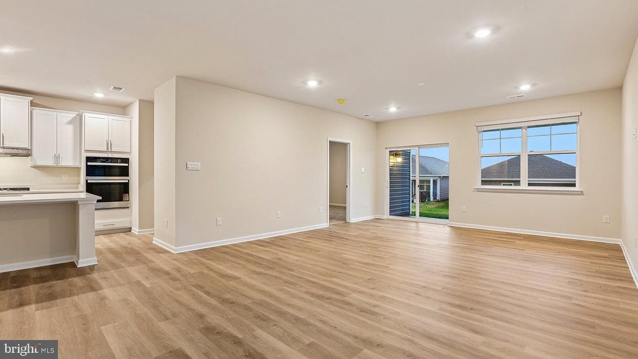 98 Elderberry Way photo 4