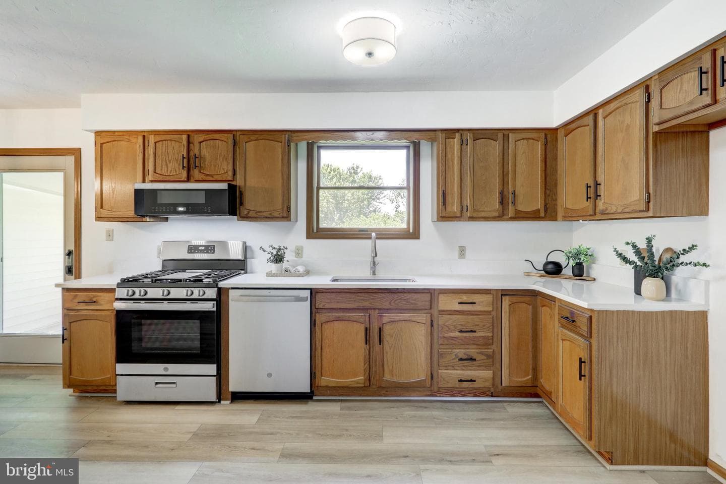 25 Filbert Street photo 7