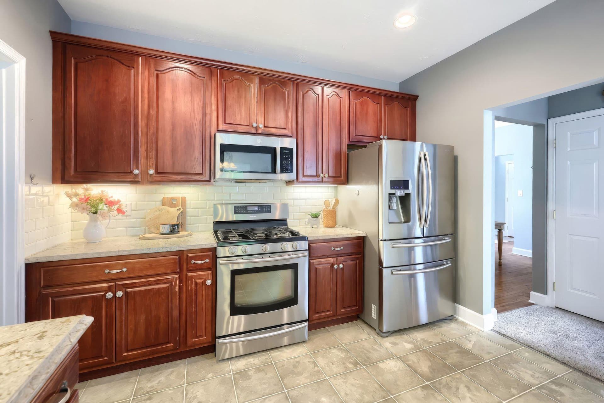 95 E Summit Drive photo 15