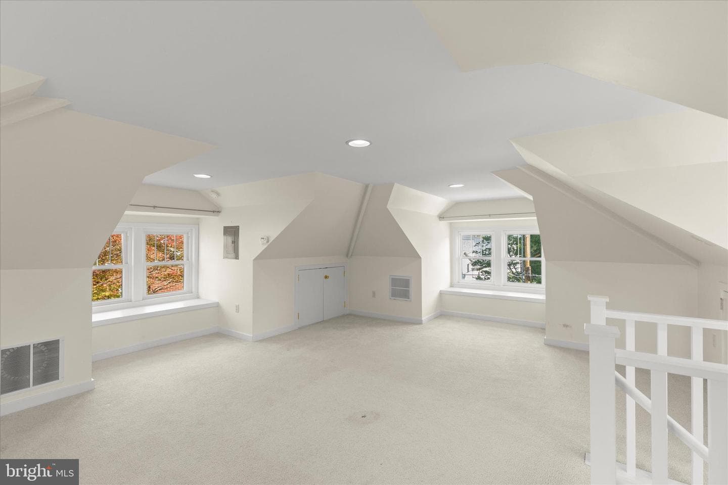 205 Hanover Street photo 41