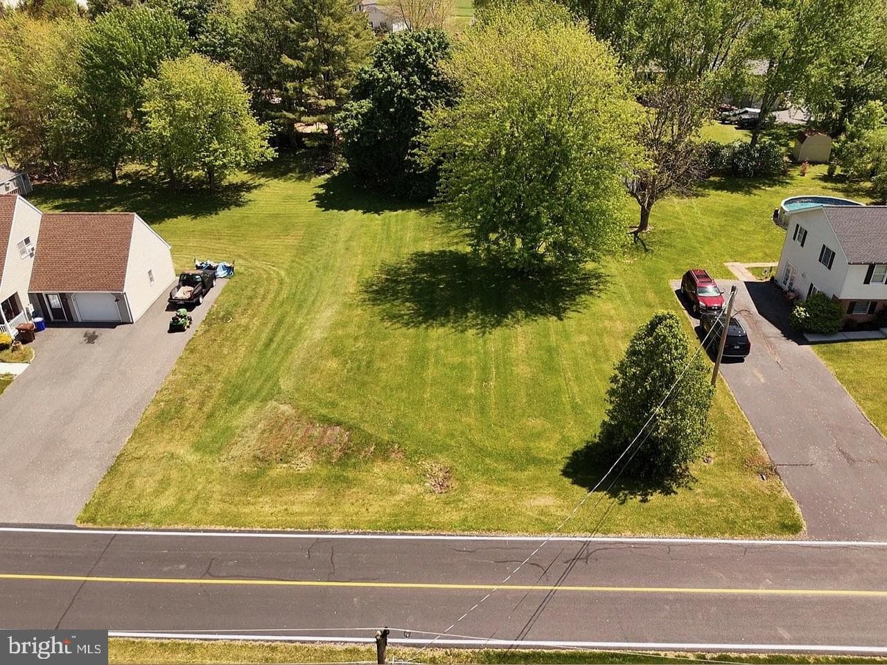 663 Curtis Dr photo 20