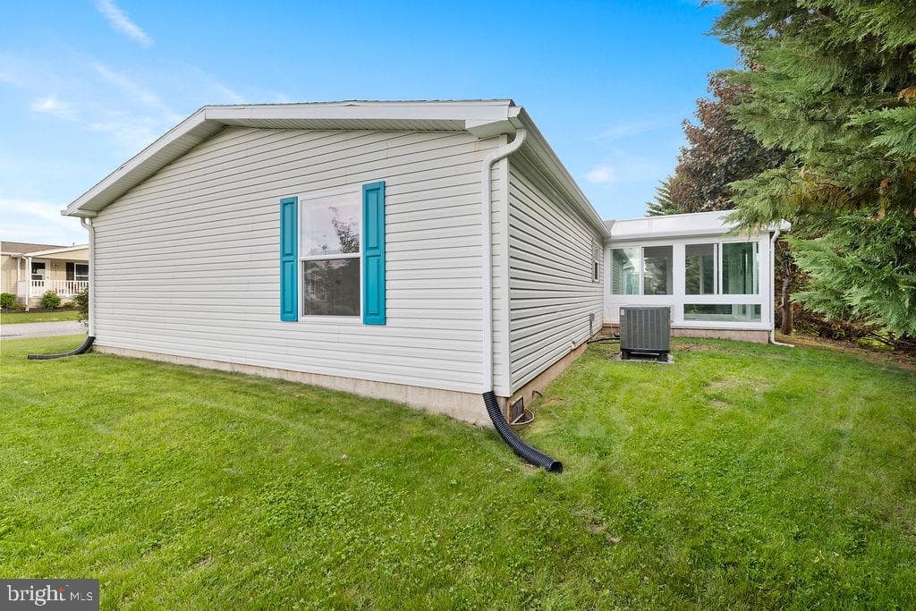 602 Pine Tree Lane photo 38
