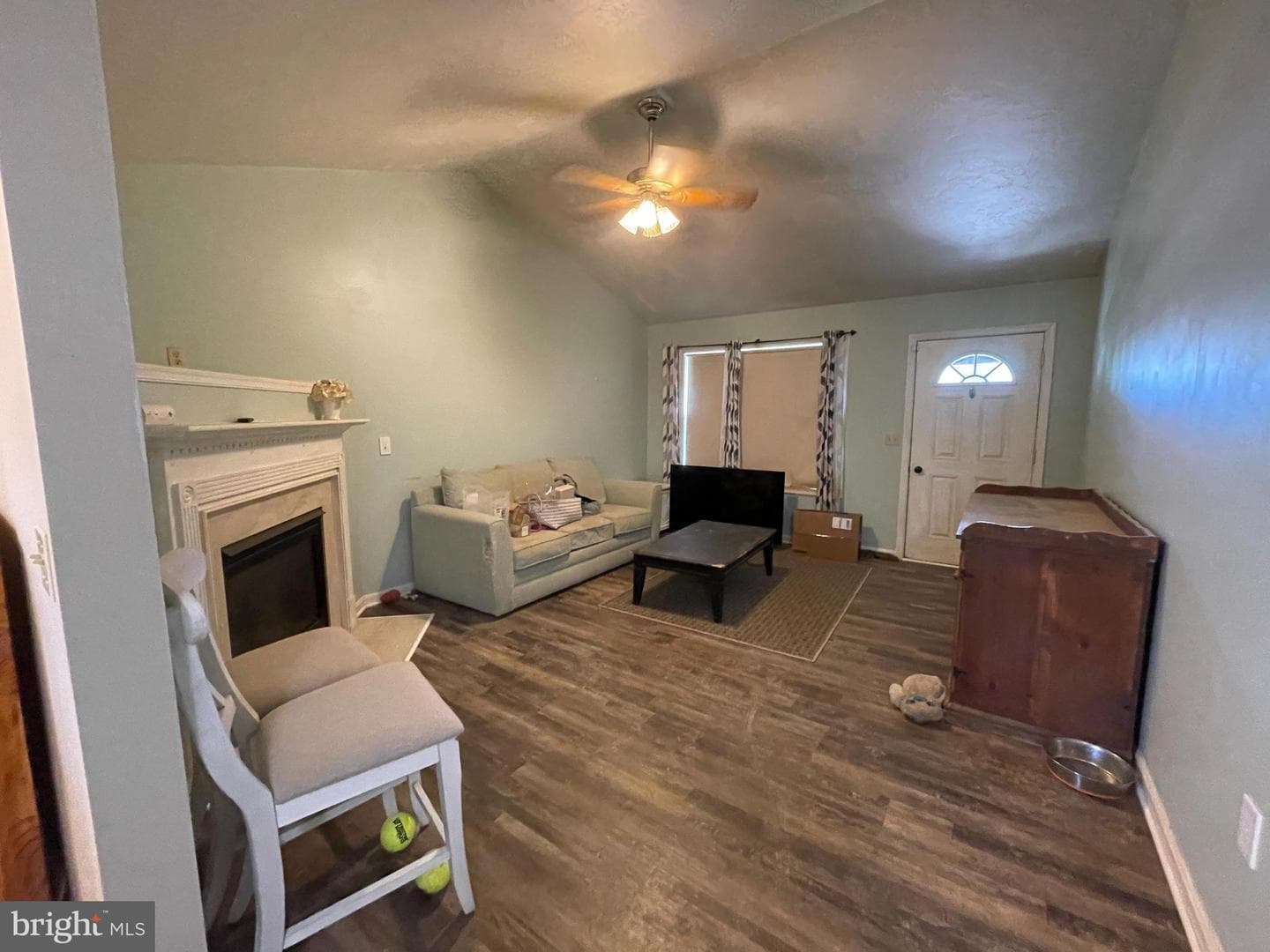 136 Colorado Avenue photo 5