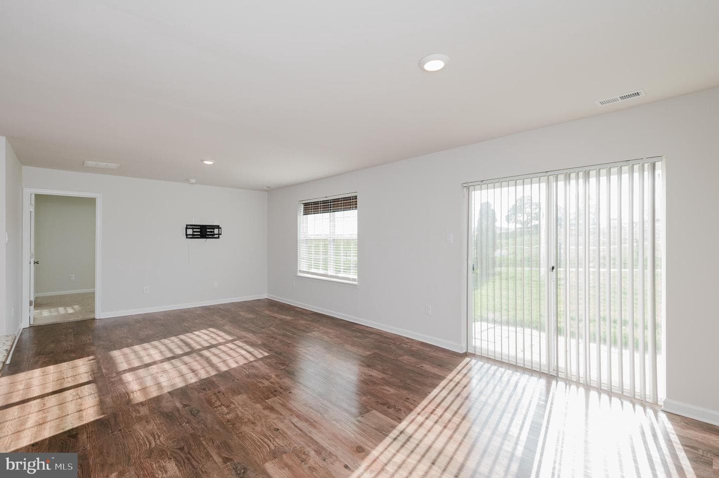 85 River Road photo 24