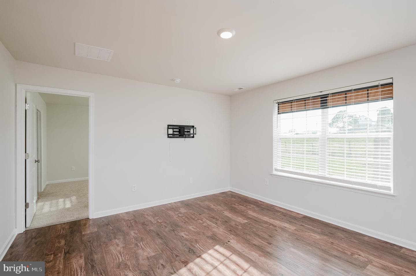 85 River Road photo 28