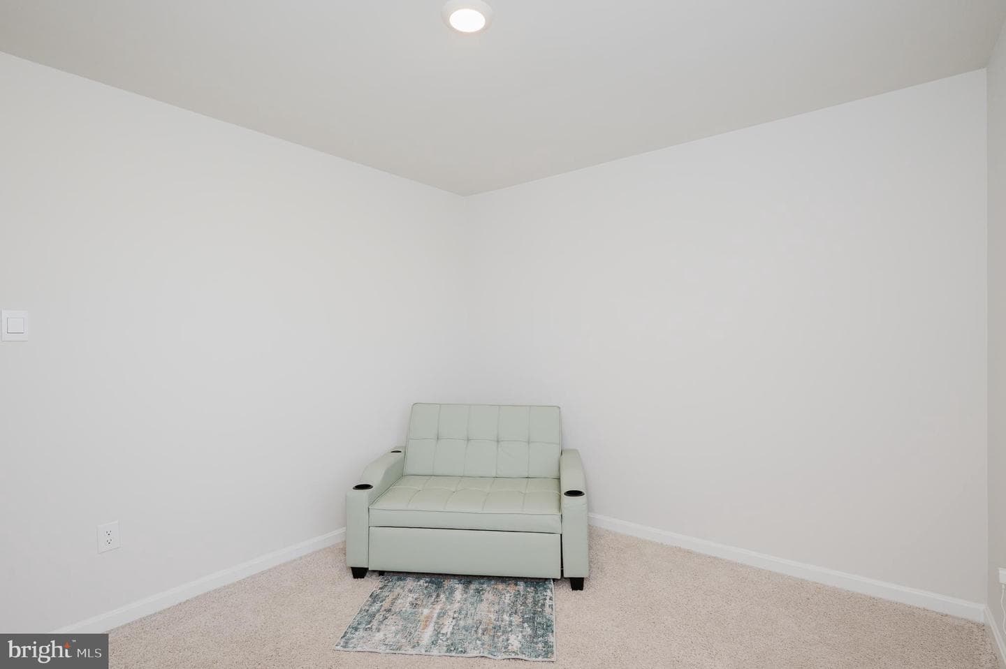 85 River Road photo 7