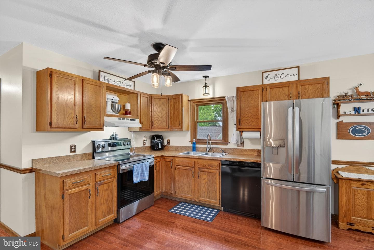 140 Hamilton Drive photo 10