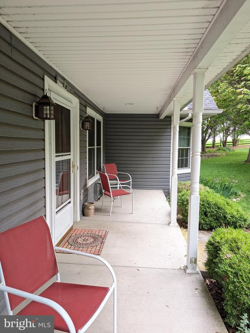 85 Southview Drive photo 17