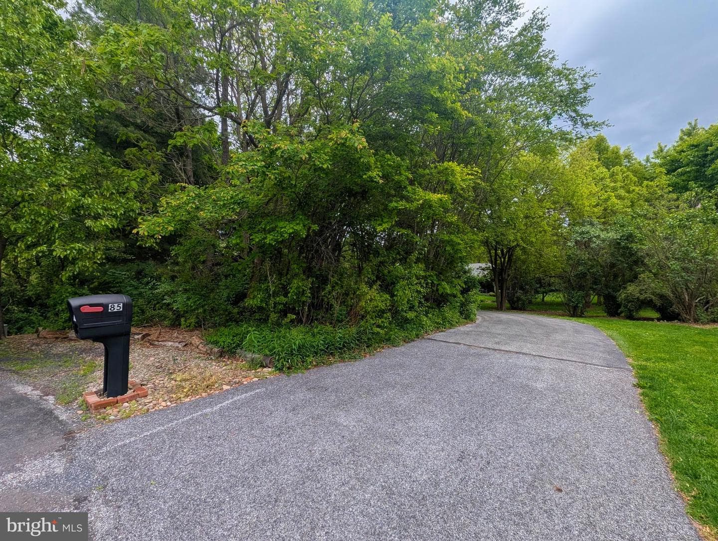 85 Southview Drive photo 2