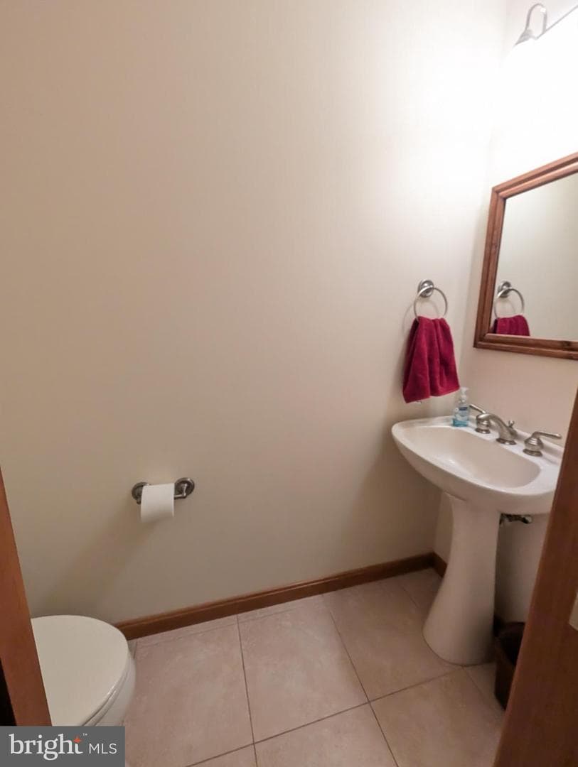 85 Southview Drive photo 28