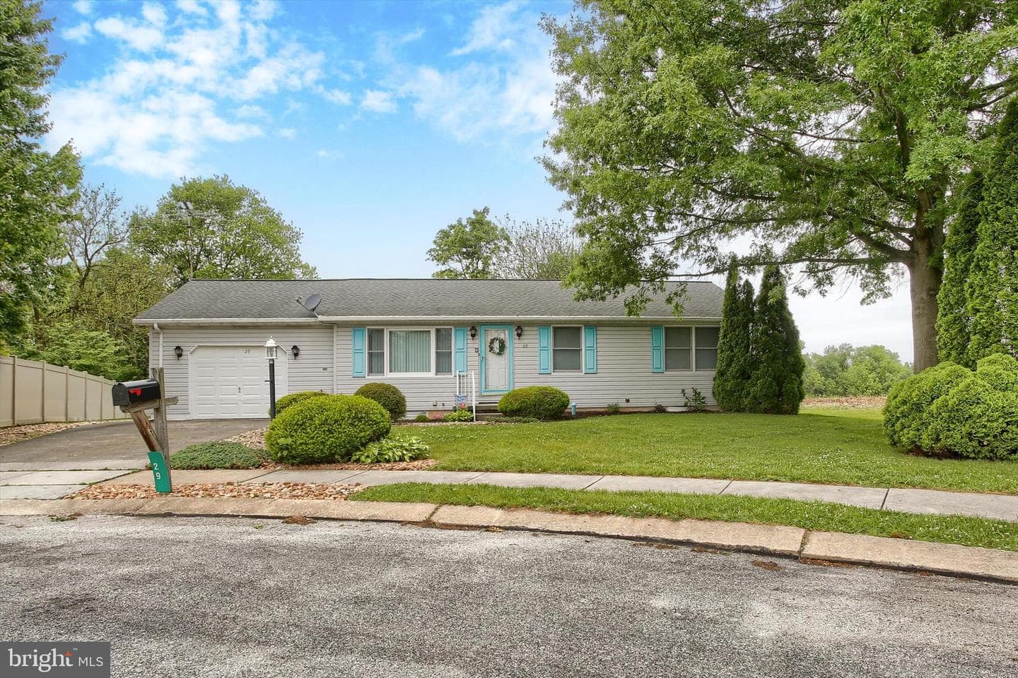 29 Hughes Drive photo 7