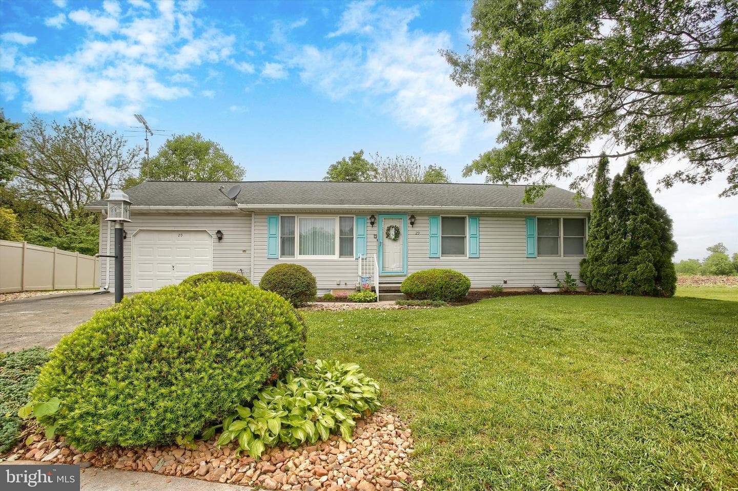 29 Hughes Drive photo 8