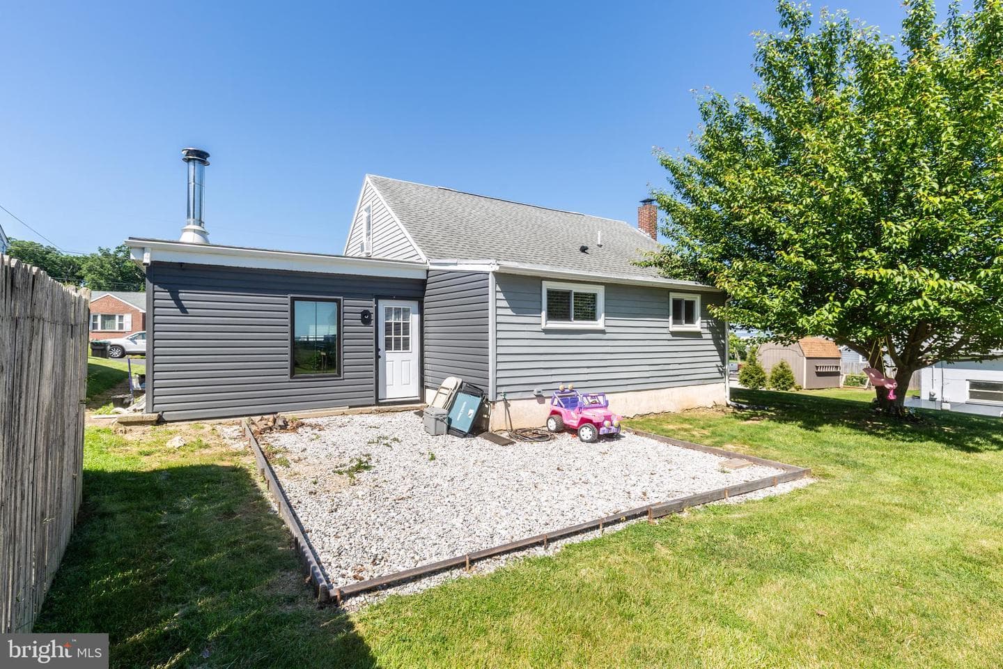 22 Pleasant View Drive photo 37