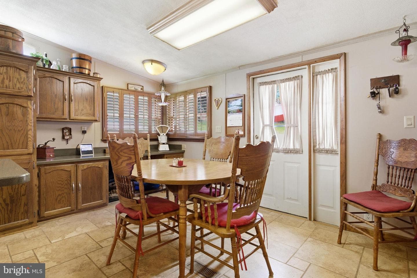 454 Racetrack Road photo 25