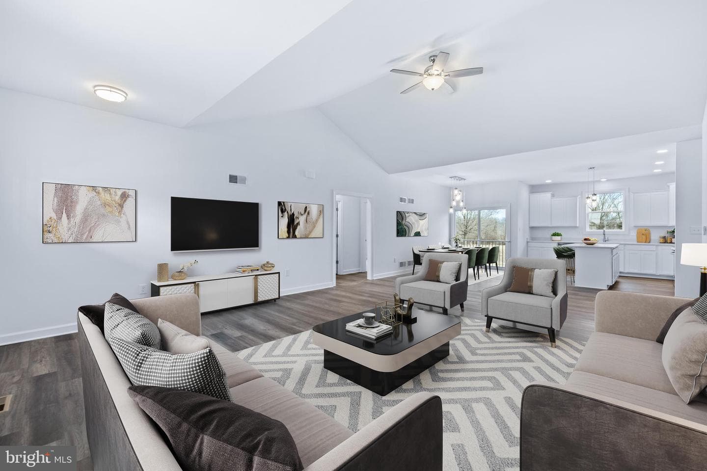 42 Lobell Road photo 3