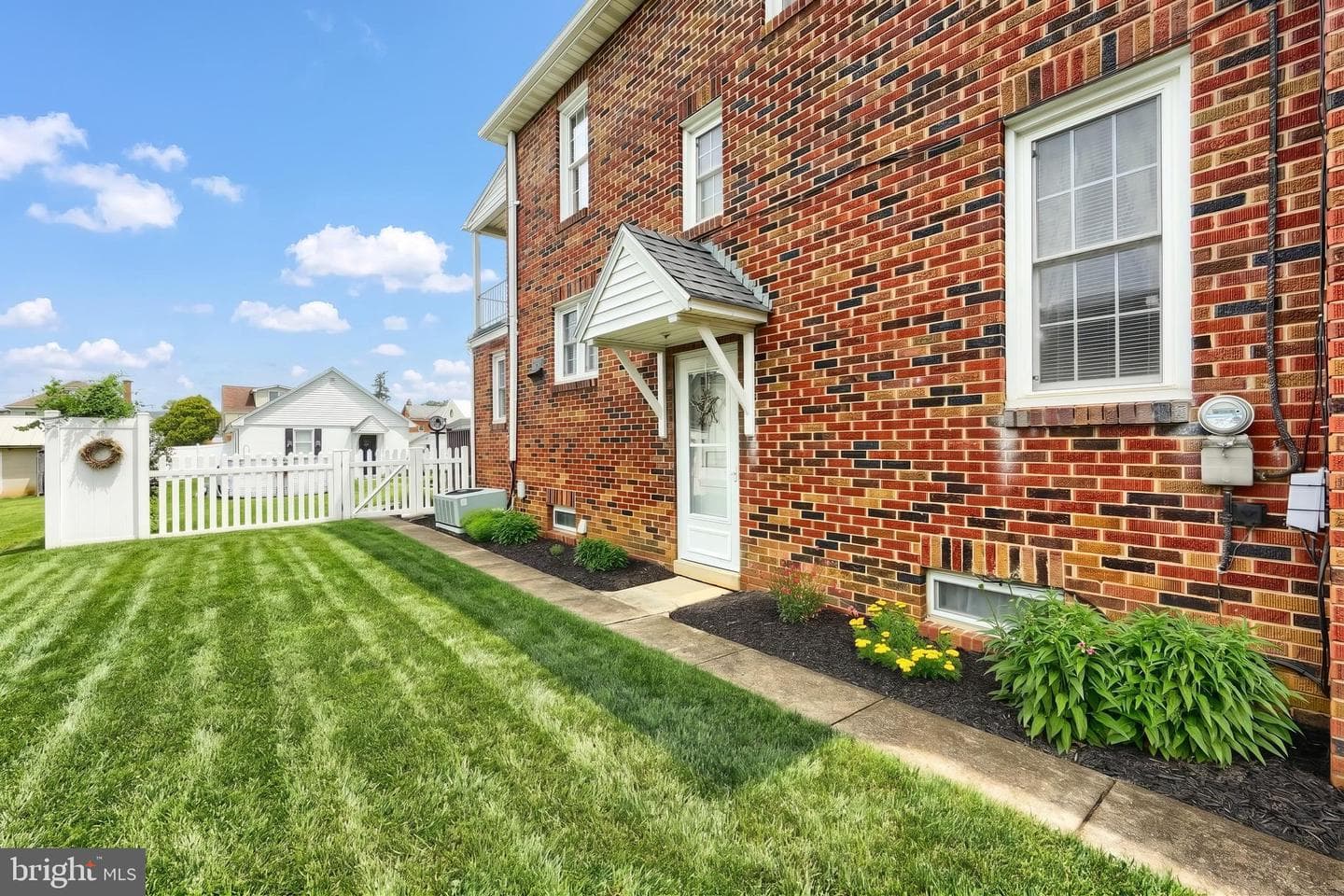419 South photo 12