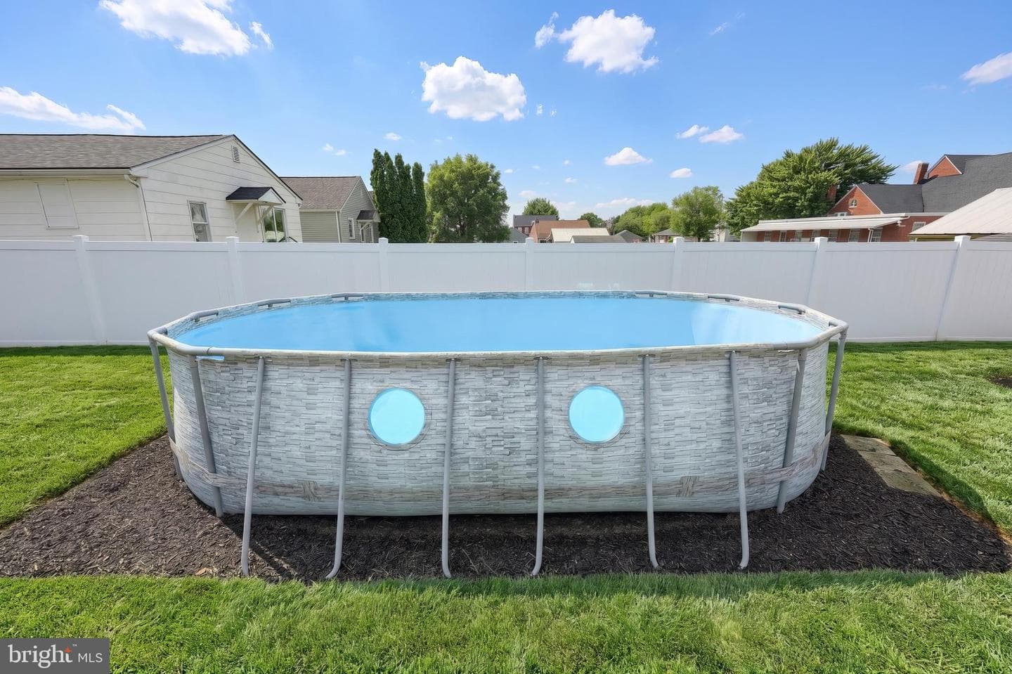419 South photo 13