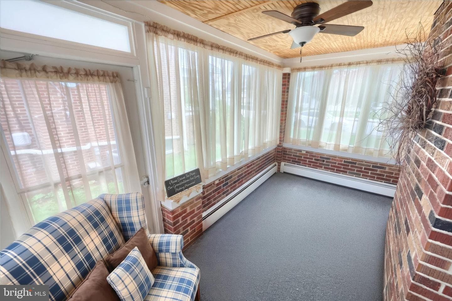 419 South photo 21