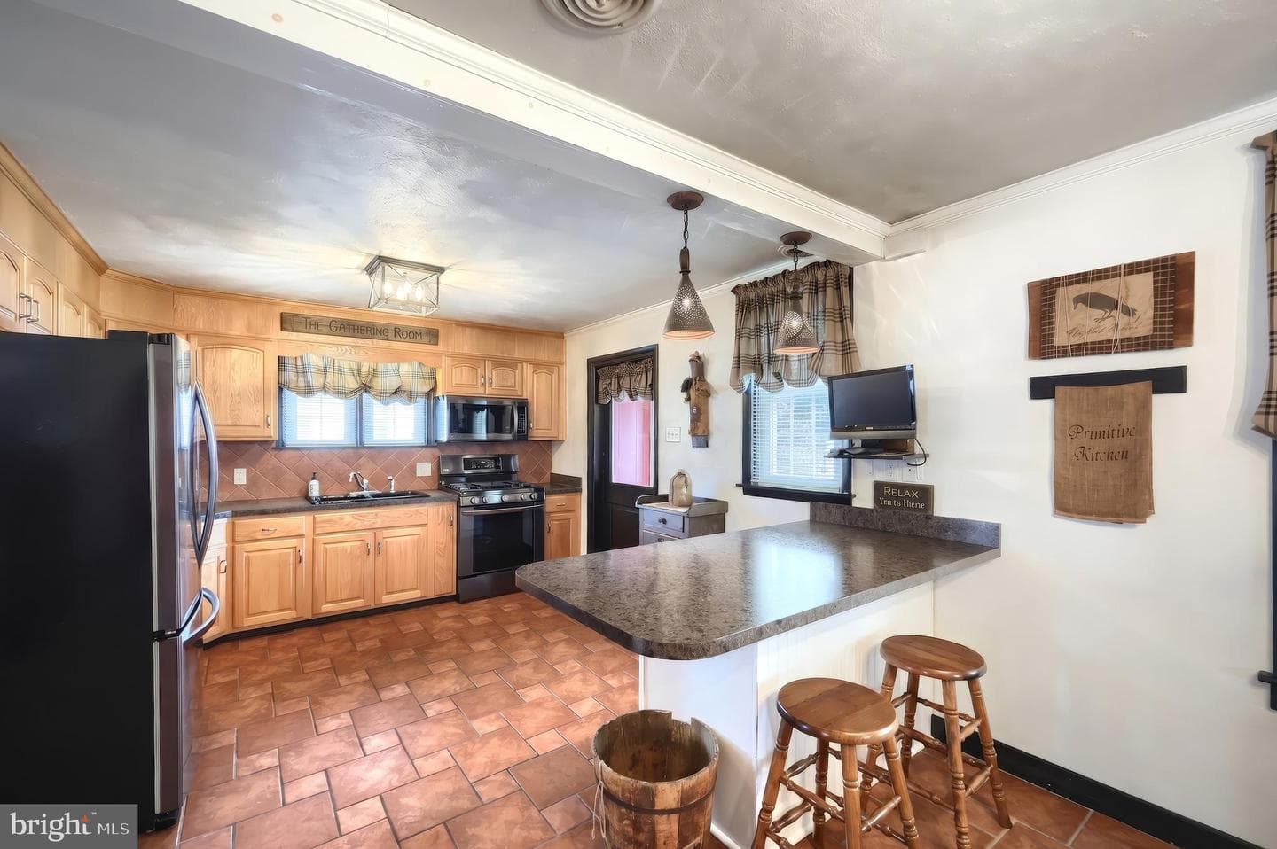 419 South photo 23