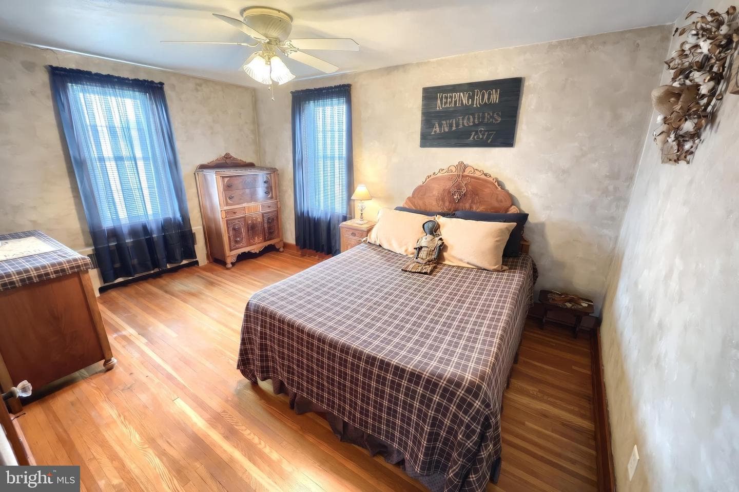 419 South photo 30