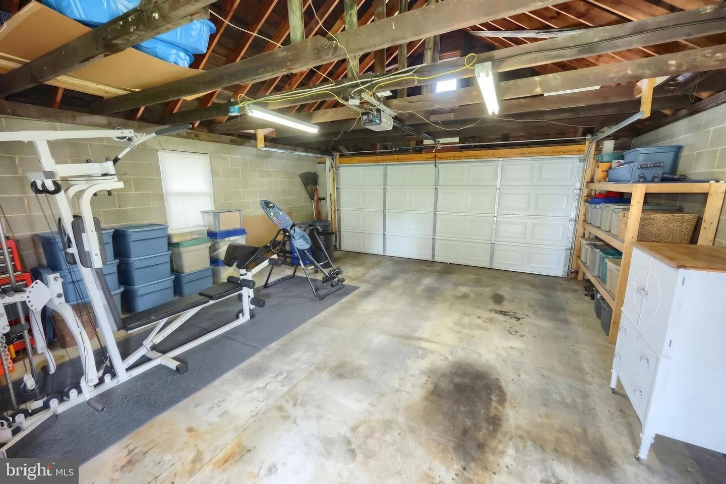 419 South photo 53