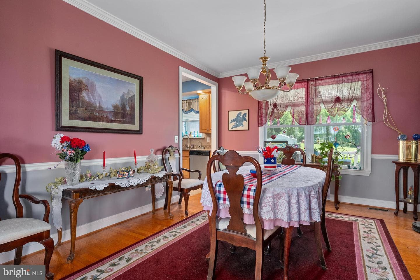 75 Saint Johns Road W photo 25