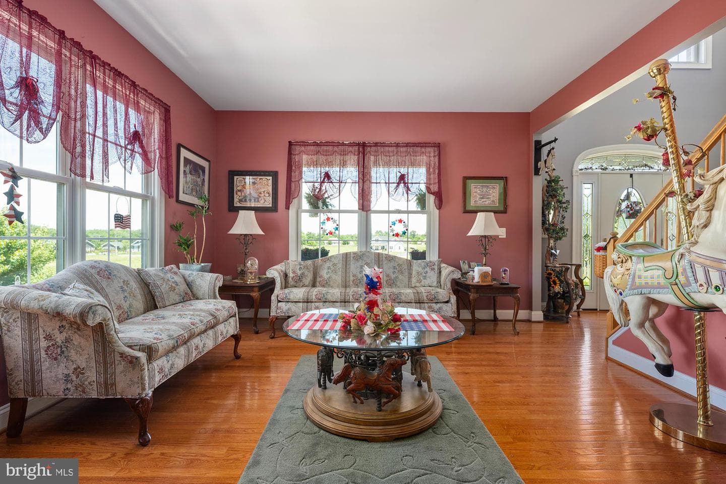 75 Saint Johns Road W photo 27