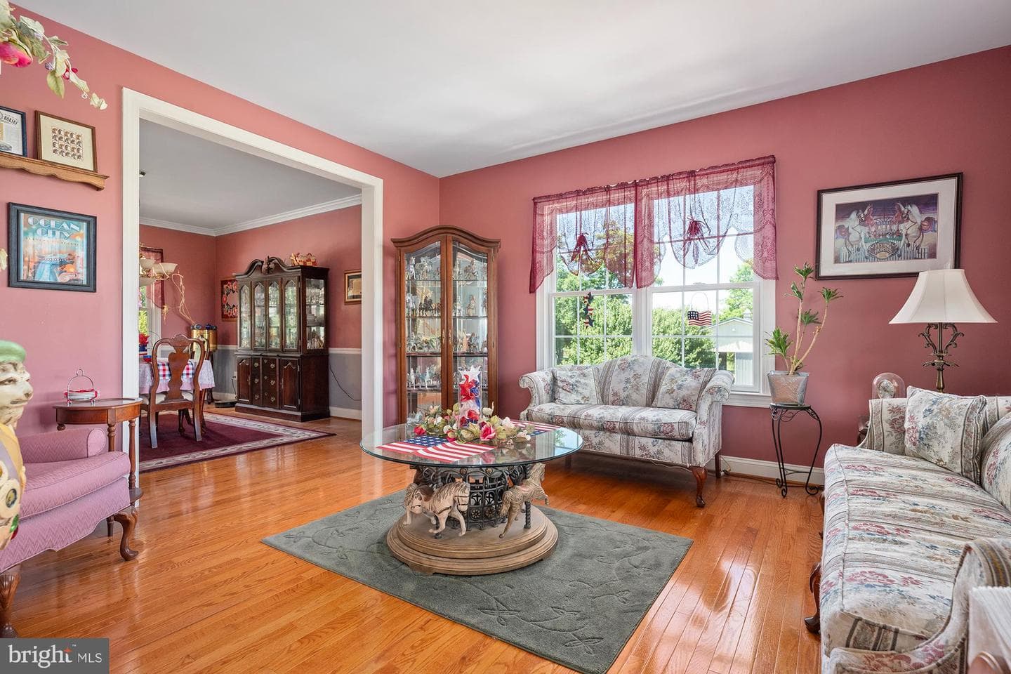 75 Saint Johns Road W photo 28