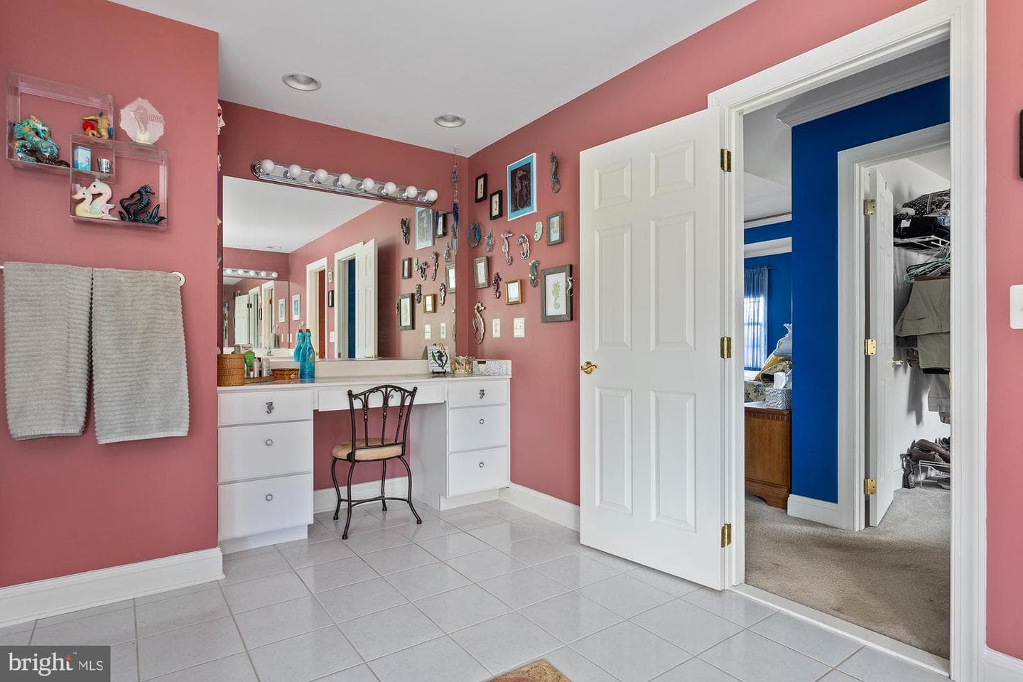 75 Saint Johns Road W photo 37