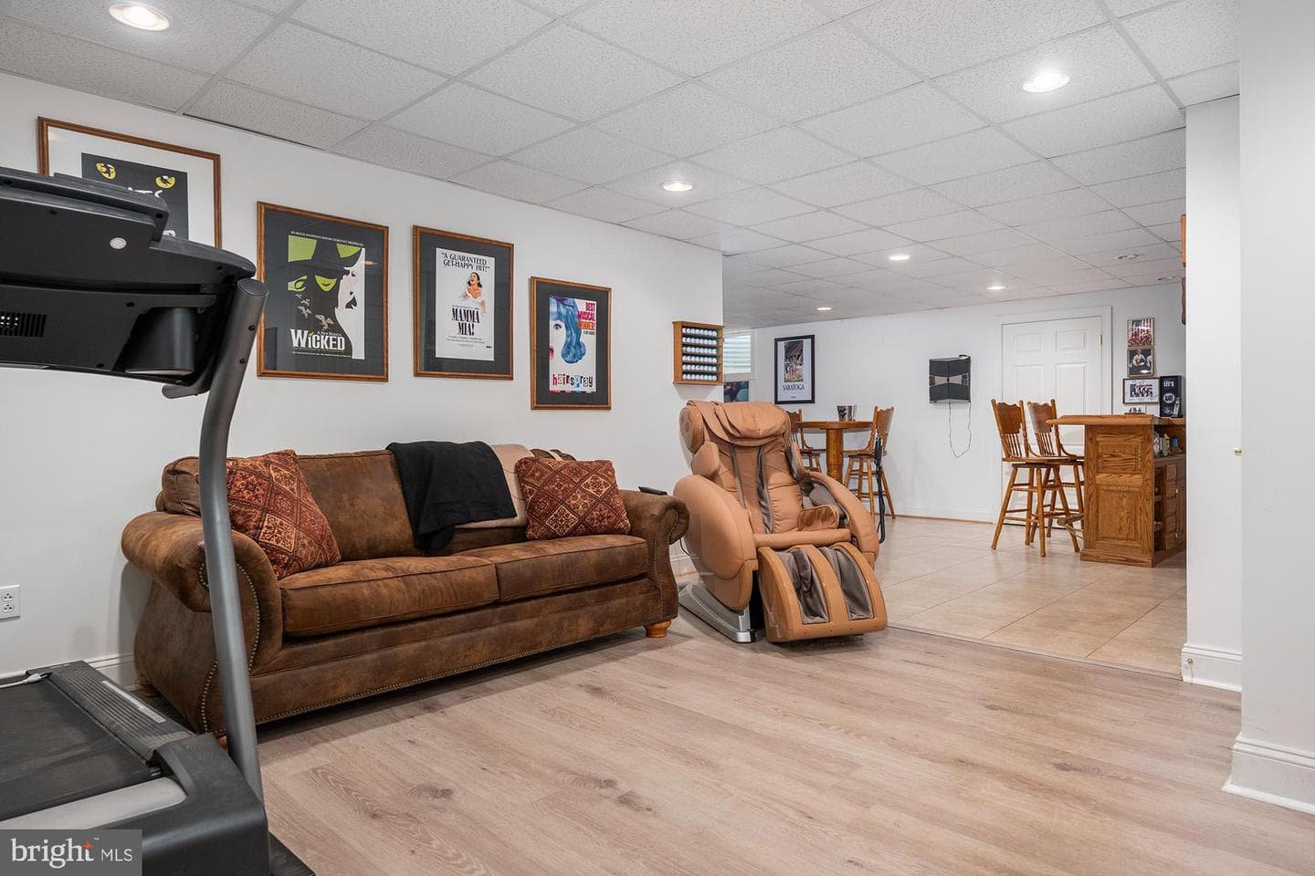 75 Saint Johns Road W photo 47
