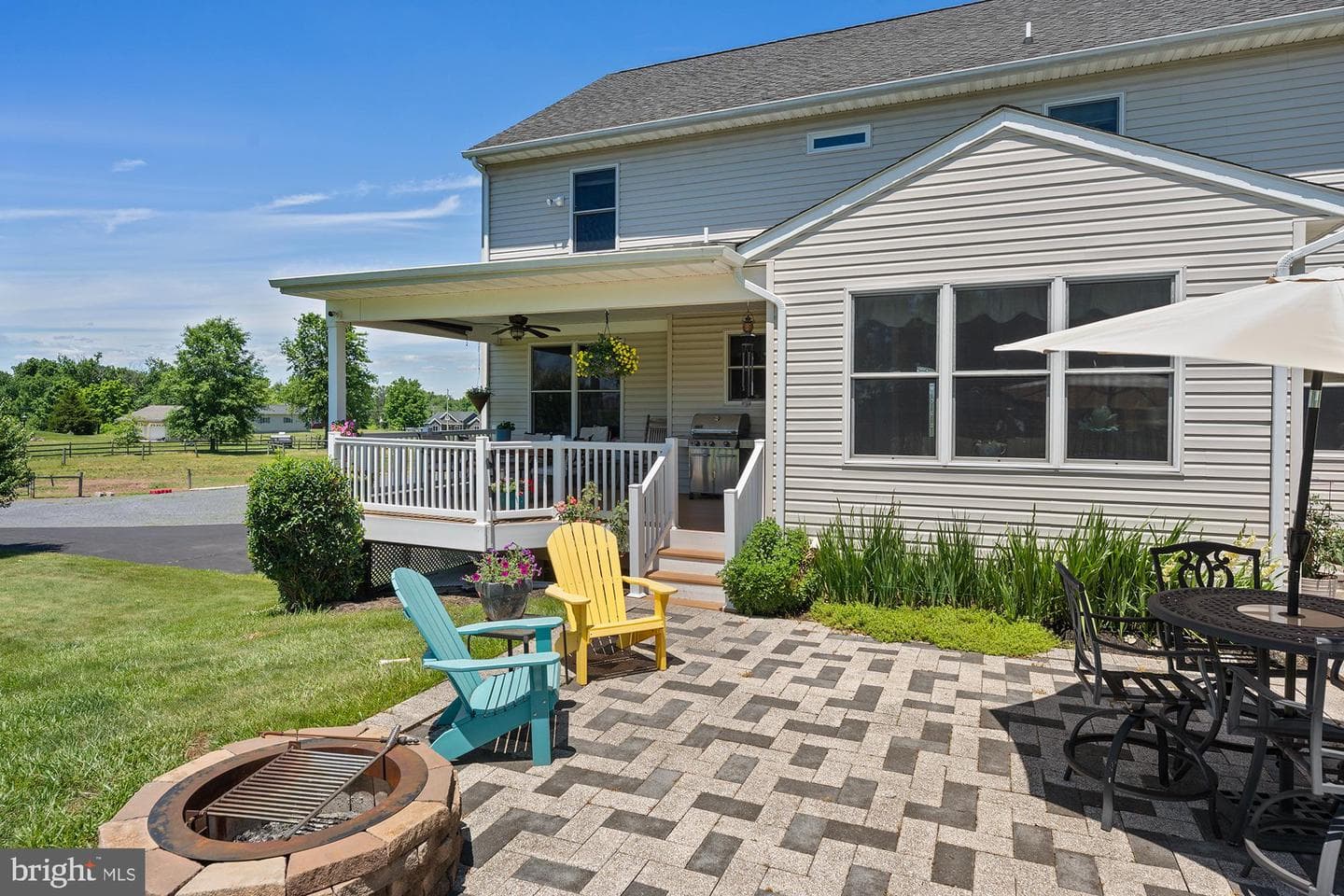 75 Saint Johns Road W photo 58