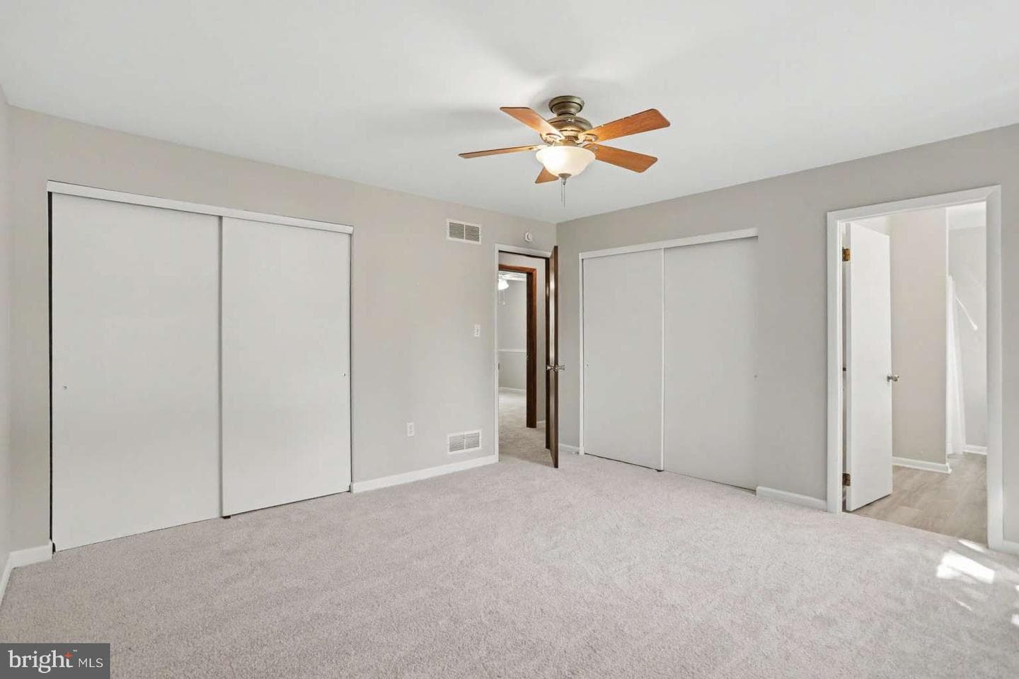 16 Wadsworth Drive photo 10