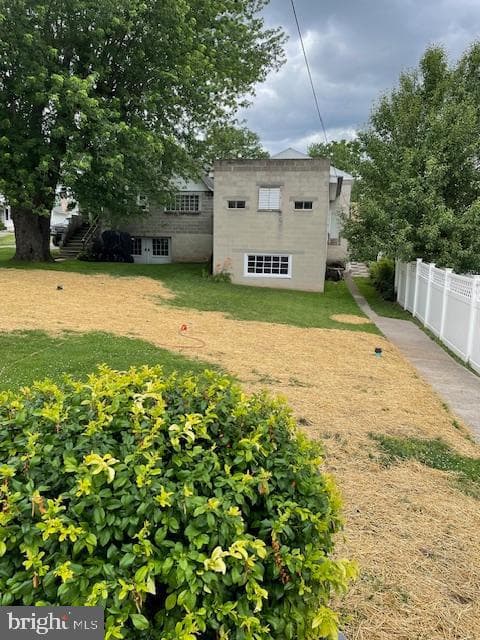 153 W King Street photo 11