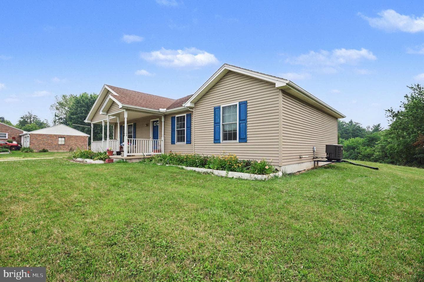 1623 Old Carlisle Road photo 4