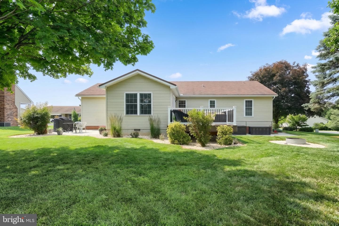 25 Fieldcrest Drive photo 13